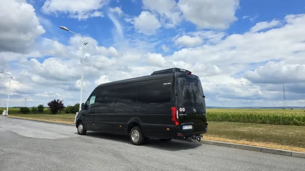 Mercedes Sprinter minibus - Serbia Driver